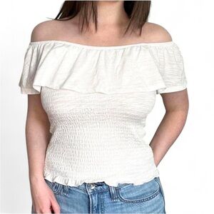 Royalty Off the shoulder smocked ruffle top white size medium